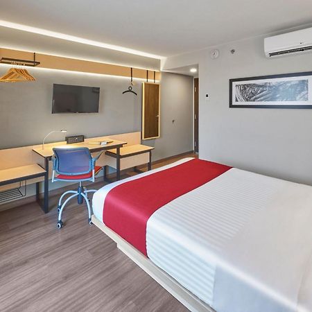 City Express By Marriott Chihuahua Exterior foto